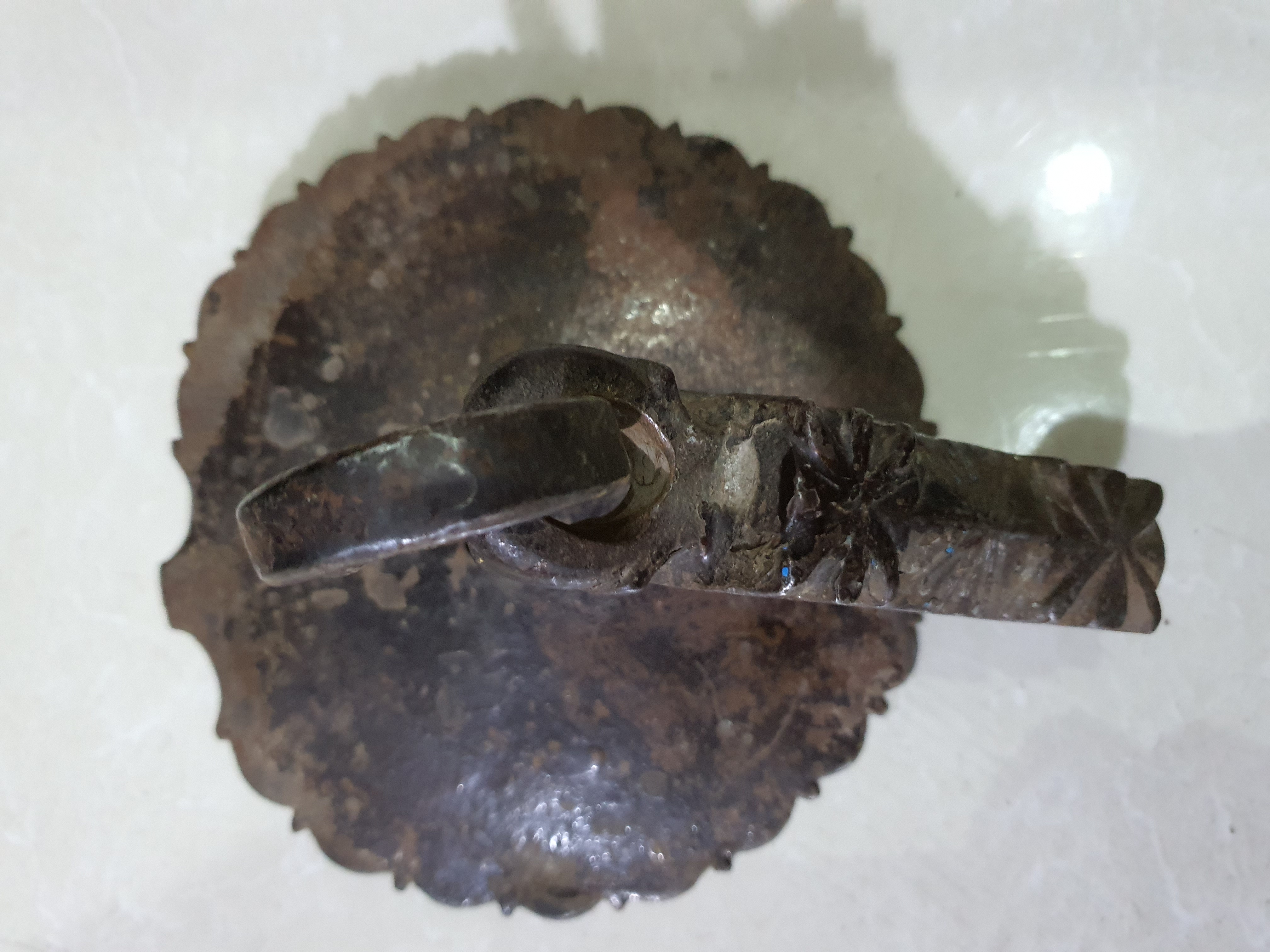 درکوب فولادی سنگین(مردکوب) قدمت حداقل ۸۰ سال