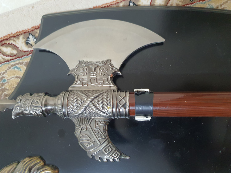 تبر تیغه فولادی